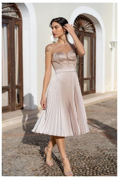 vestidos de damas de honor con transparencias